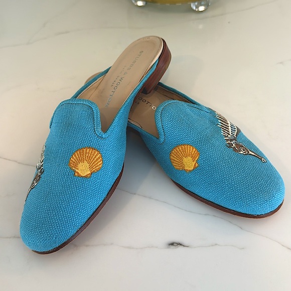 Stubbs & Wootton Turquoise Embroidered  Seahorse Seashell Mules Sz 9 1/2 - Picture 1 of 10